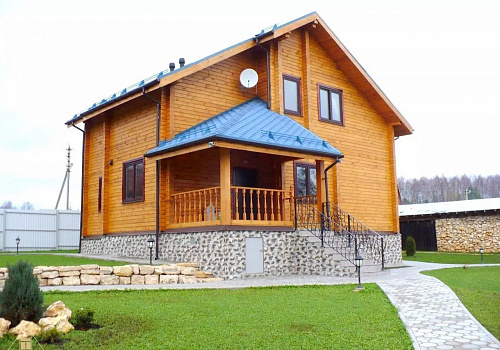 Двухэтажный дом из бруса 195х130 с террасой 0 Двухэтажный дом из бруса 195х130 с террасой 0